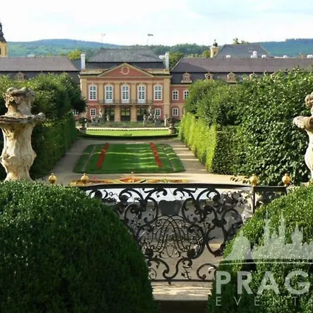 度假居 Lake House Near Prague 多布日什